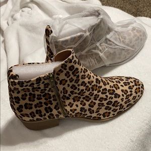 Ankle booties